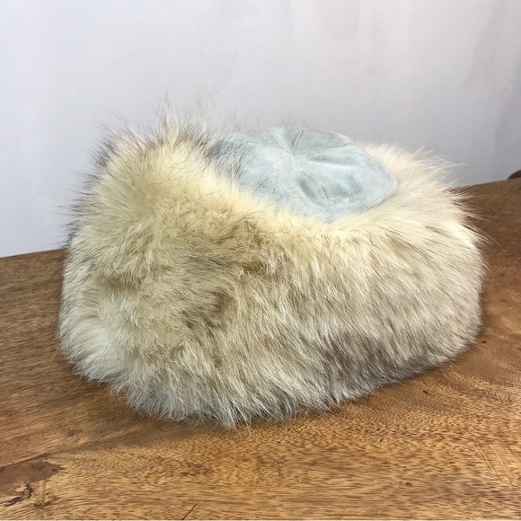 Winter Fox fur hat (women) - Picture 1 of 9